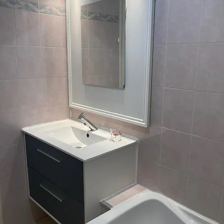 Les Bougainvillees De Camargue Villetelle Room photo