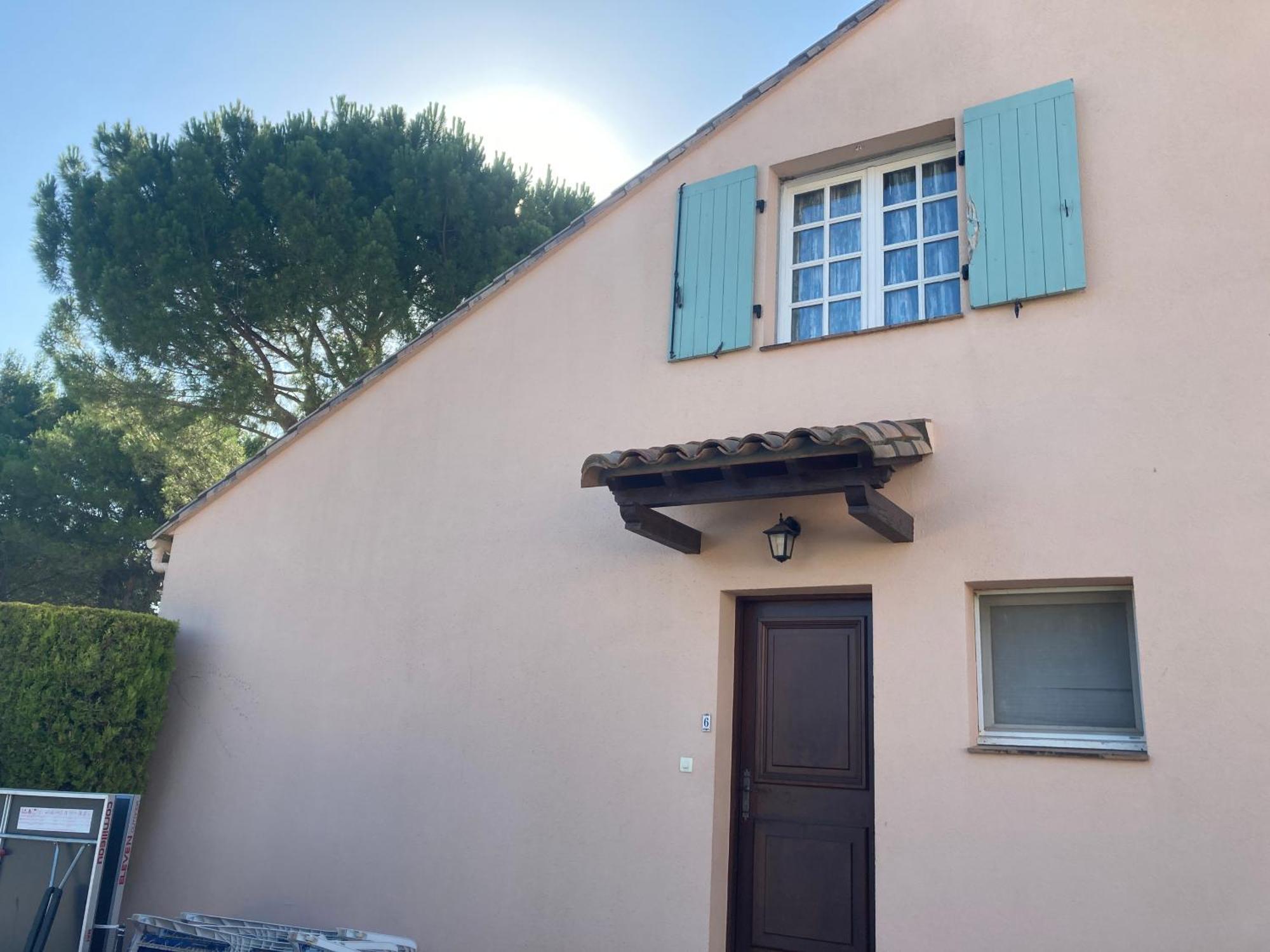 Les Bougainvillees De Camargue Holiday home Villetelle