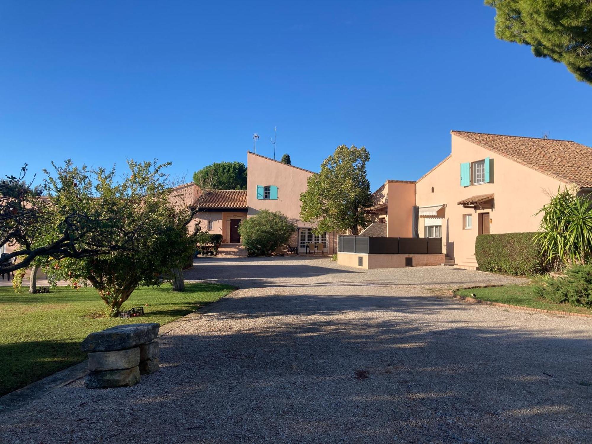Holiday home Les Bougainvillees De Camargue *